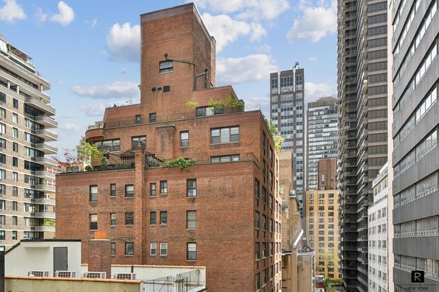 301 E 48th St Apt 8K, New York City, NY 10017