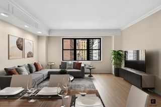 301 E 48th St Apt 8K, New York City, NY 10017