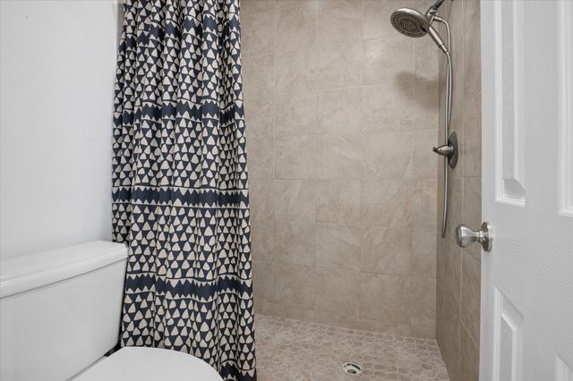 6287 BAY CLUB Drive 2, Fort Lauderdale, FL 33308