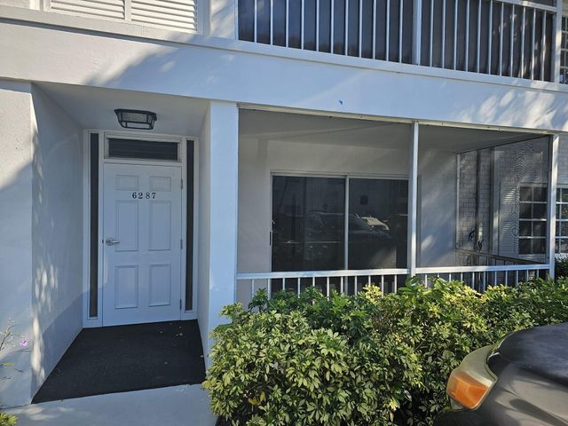 6287 BAY CLUB Drive 2, Fort Lauderdale, FL 33308