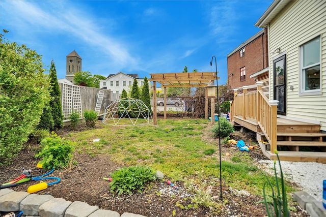 20 Barney Street, Warren, RI 02885