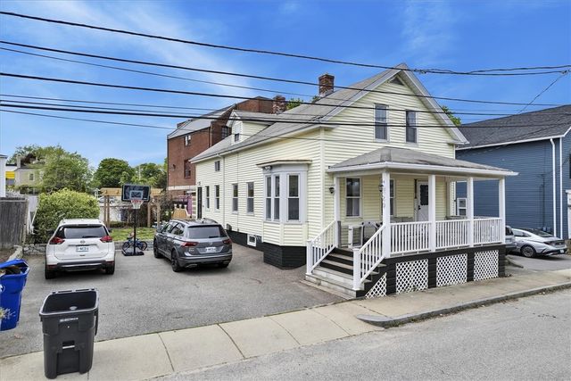 20 Barney Street, Warren, RI 02885