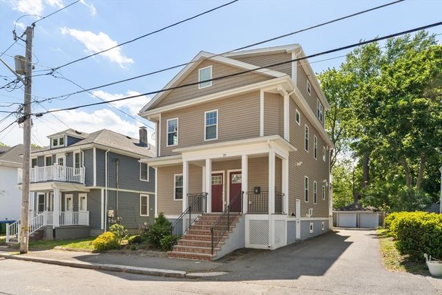20 Mystic 2, Medford, MA 02155
