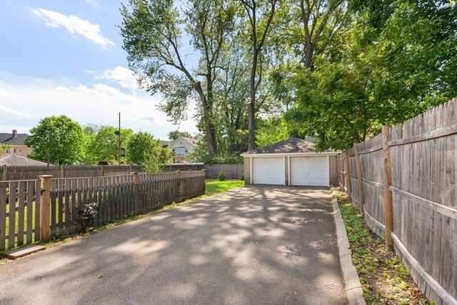 20 Mystic 2, Medford, MA 02155