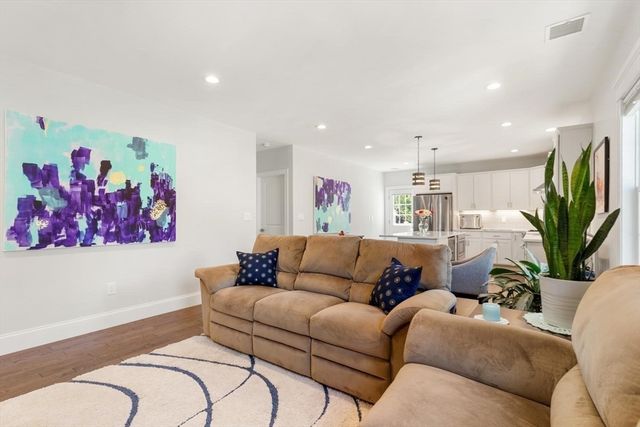 20 Mystic 2, Medford, MA 02155