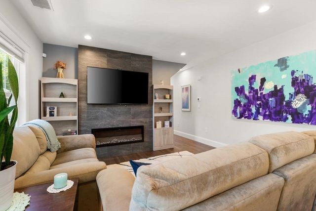 20 Mystic 2, Medford, MA 02155