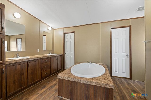 105 Jordan Drive, Belton, TX 76513