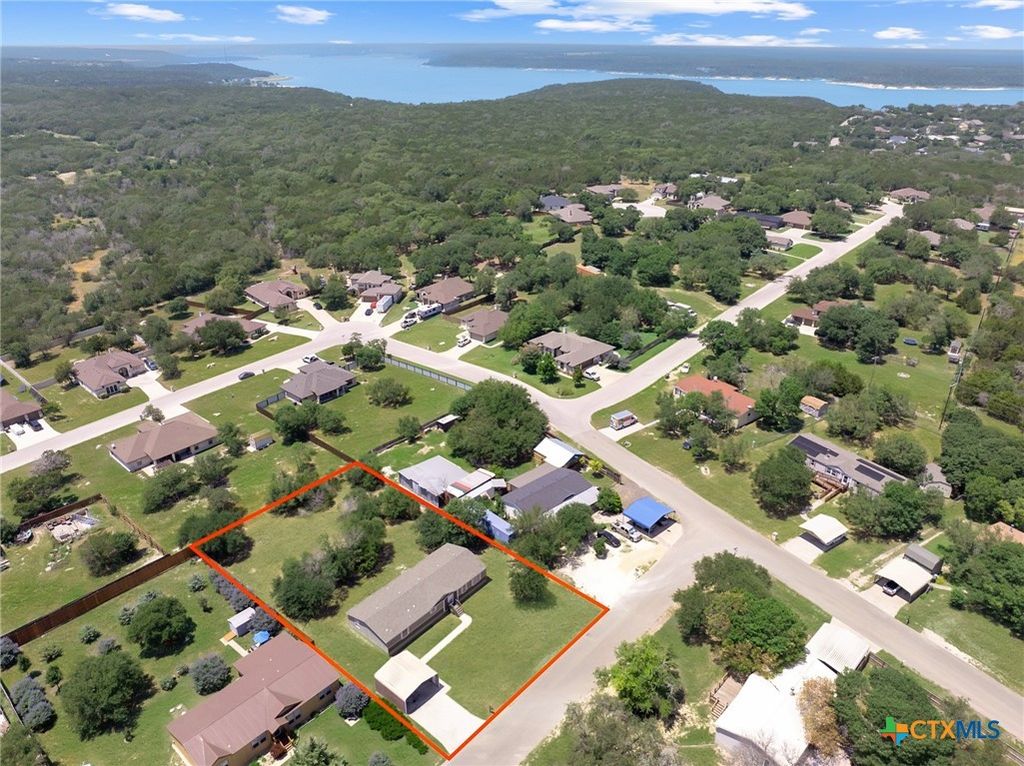 105 Jordan Drive, Belton, TX 76513