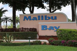 20816 NW 2nd St, Pembroke Pines, FL 33029