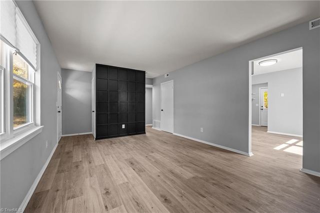 3005 Longford Avenue, Greensboro, NC 27406