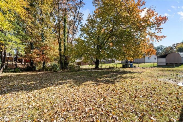 3005 Longford Avenue, Greensboro, NC 27406