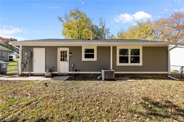 3005 Longford Avenue, Greensboro, NC 27406