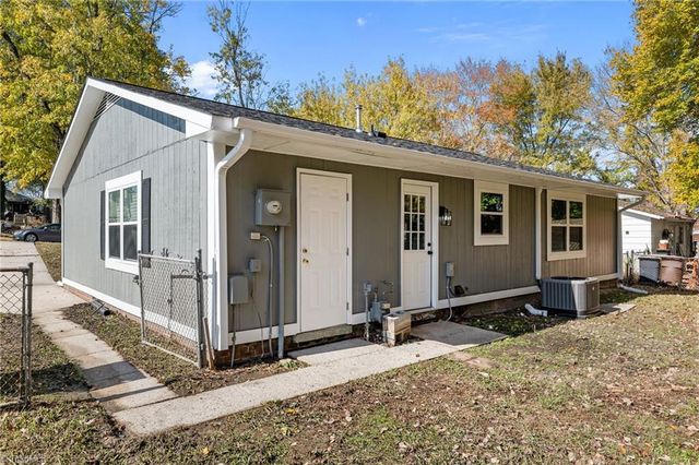 3005 Longford Avenue, Greensboro, NC 27406