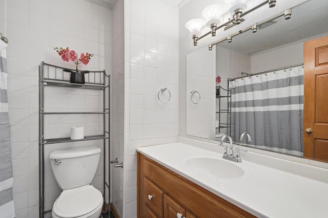 5038 N 4th Street, Minneapolis, MN 55430
