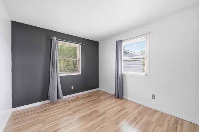 5038 N 4th Street, Minneapolis, MN 55430