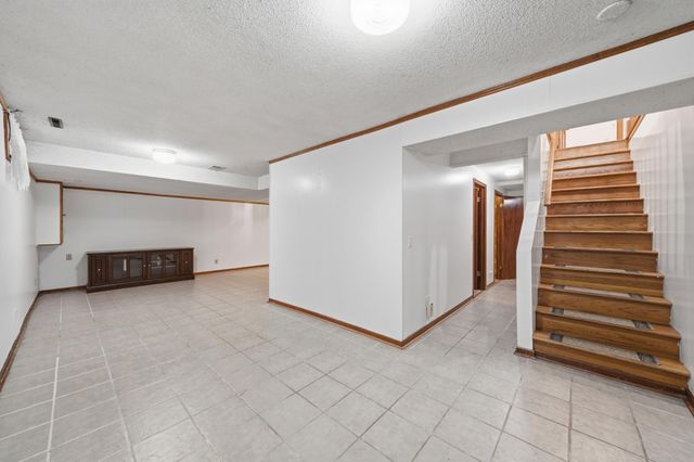 5038 N 4th Street, Minneapolis, MN 55430