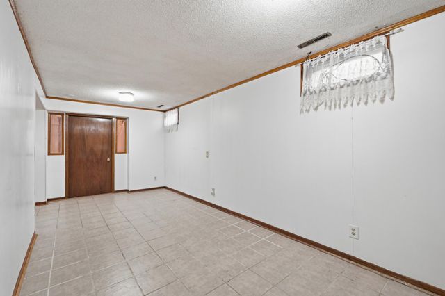 5038 N 4th Street, Minneapolis, MN 55430