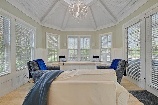 17095 S Demi Drive, Loch Lloyd, MO 64012