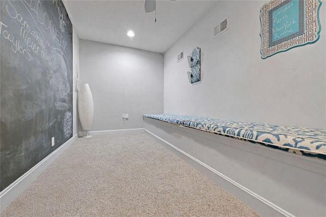 17095 S Demi Drive, Loch Lloyd, MO 64012