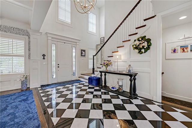 17095 S Demi Drive, Loch Lloyd, MO 64012