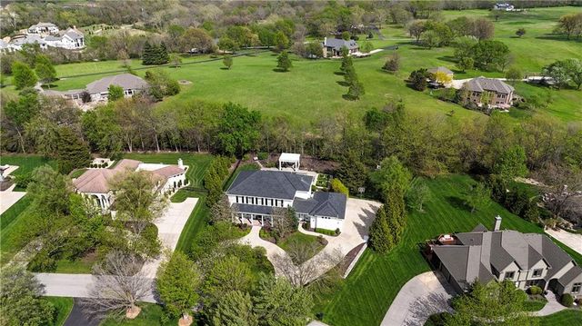 17095 S Demi Drive, Loch Lloyd, MO 64012