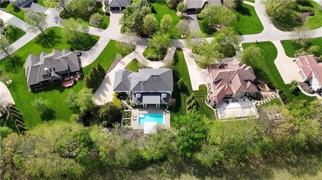 17095 S Demi Drive, Loch Lloyd, MO 64012