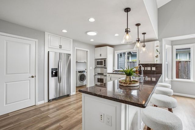 405 Kelly Avenue, Half Moon Bay, CA 94019