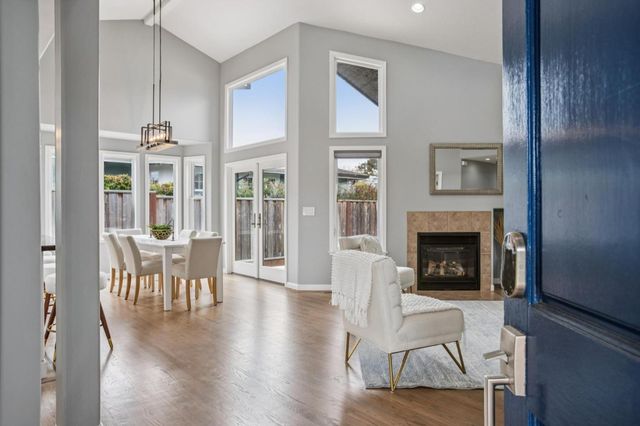 405 Kelly Avenue, Half Moon Bay, CA 94019