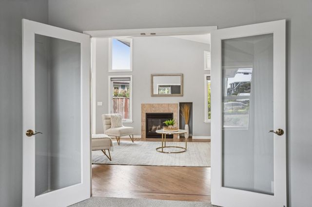405 Kelly Avenue, Half Moon Bay, CA 94019