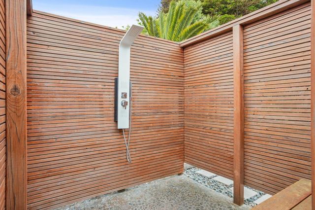 405 Kelly Avenue, Half Moon Bay, CA 94019