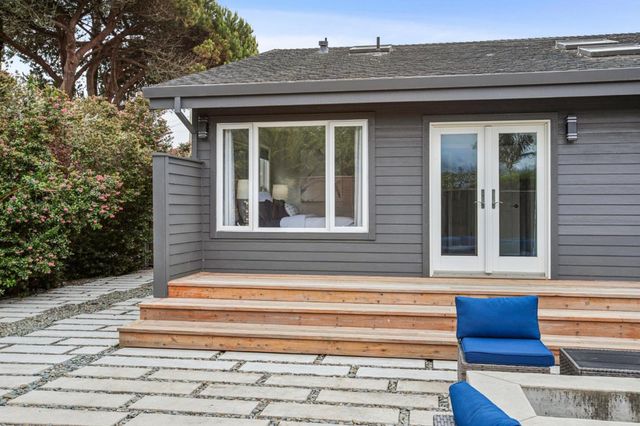 405 Kelly Avenue, Half Moon Bay, CA 94019