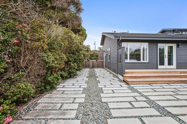 405 Kelly Avenue, Half Moon Bay, CA 94019