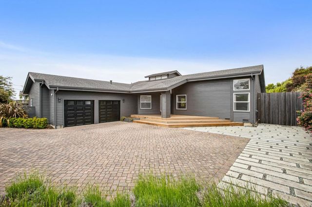 405 Kelly Avenue, Half Moon Bay, CA 94019