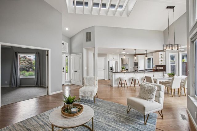 405 Kelly Avenue, Half Moon Bay, CA 94019