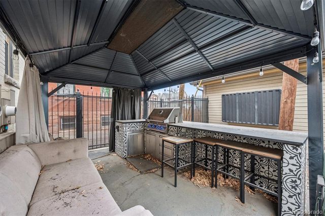 1025 E 17th Avenue 1, Denver, CO 80218