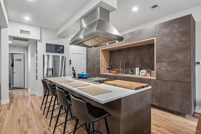 1025 E 17th Avenue 1, Denver, CO 80218