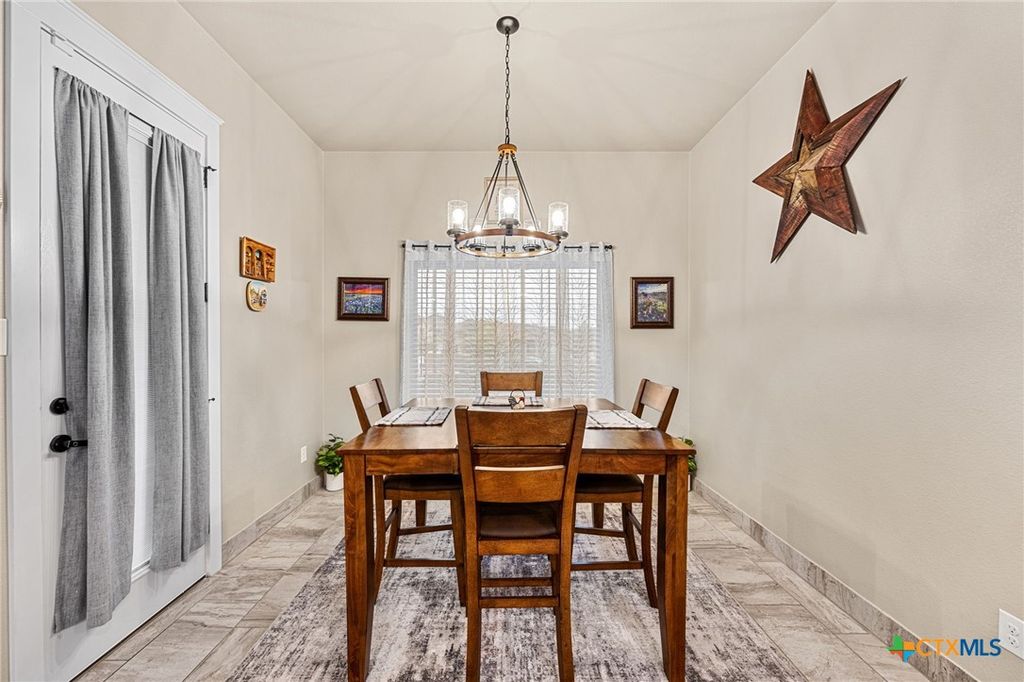 Image 18 of property listing at 2031 Heritage Loop, Nolanville, TX 76559