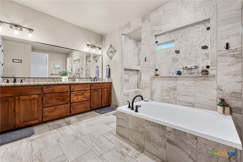Image 25 of property listing at 2031 Heritage Loop, Nolanville, TX 76559