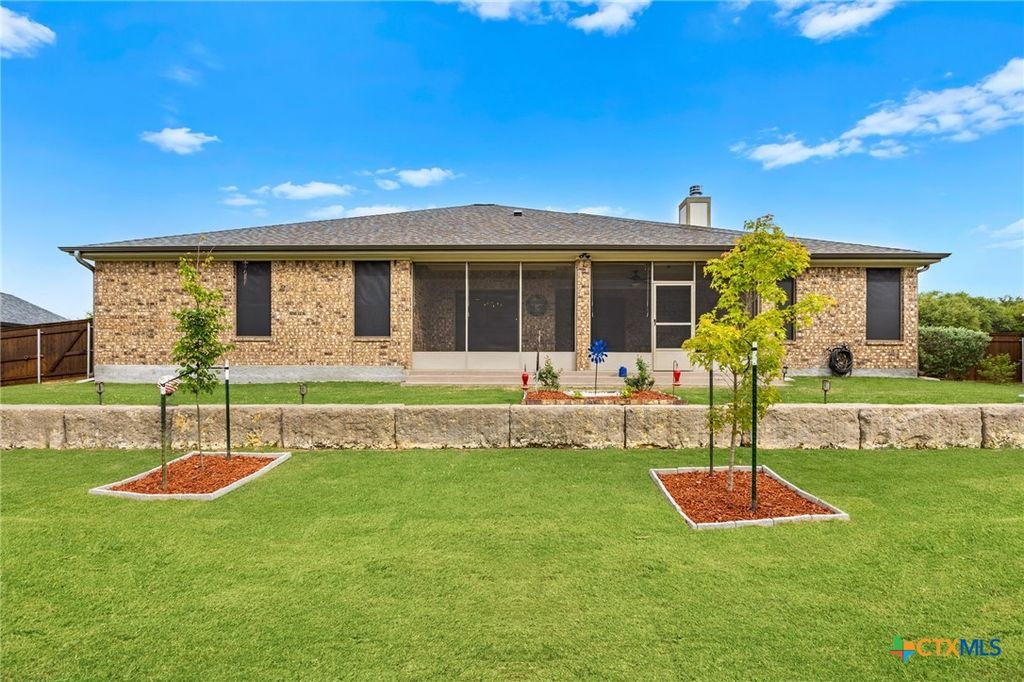 Image 38 of property listing at 2031 Heritage Loop, Nolanville, TX 76559