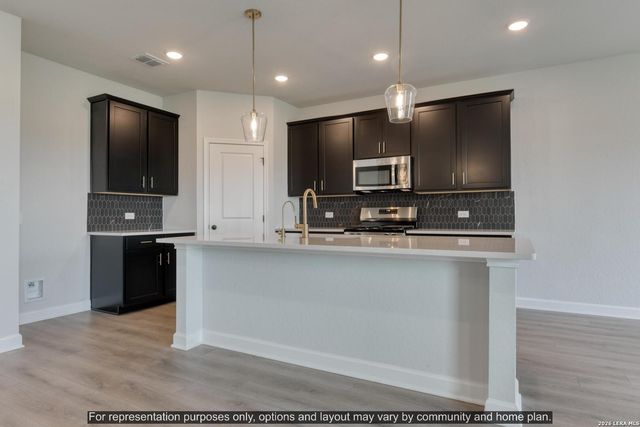 238 Brood Dr, Adkins, TX 78101