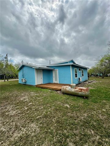 323 Copano, Bayside, TX 78340