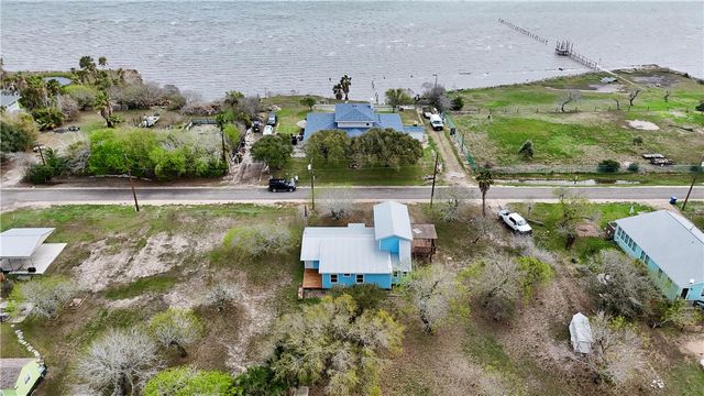 323 Copano, Bayside, TX 78340