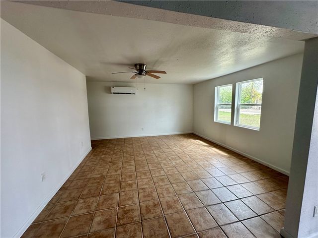 323 Copano, Bayside, TX 78340