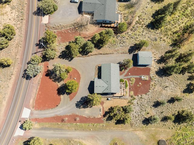 8449 SW Shad Road, Terrebonne, OR 97760