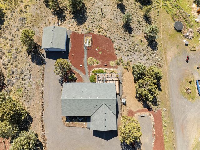 8449 SW Shad Road, Terrebonne, OR 97760