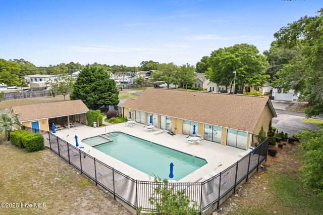 1812 Sandalwood Drive SW, Ocean Isle Beach, NC 28469