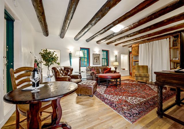 632 Old Santa Fe Trail 4, Santa Fe, NM 87505