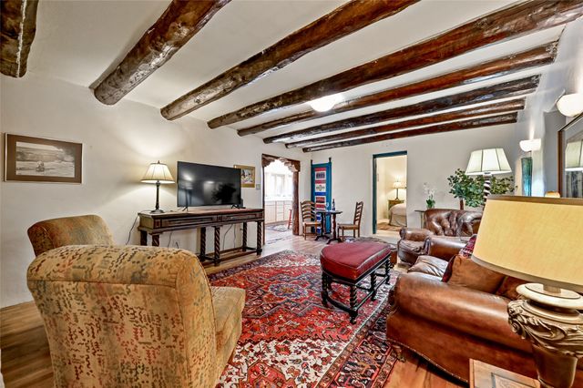 632 Old Santa Fe Trail 4, Santa Fe, NM 87505