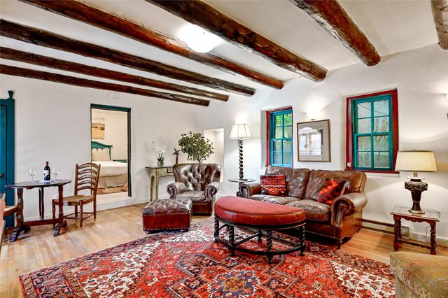 632 Old Santa Fe Trail 4, Santa Fe, NM 87505