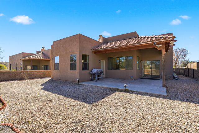 437 Colorado Court, Rio Rico, AZ 85648